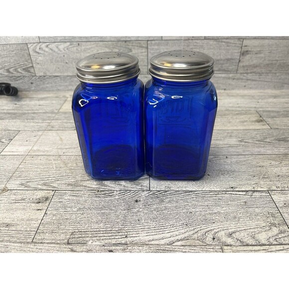 Depression Style Glass Salt And Pepper Shakers cobalt Blue - Picture 2 of 6